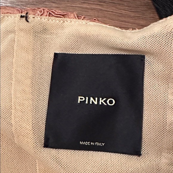 Pinko sheath dress in lace - Picture 7 of 11